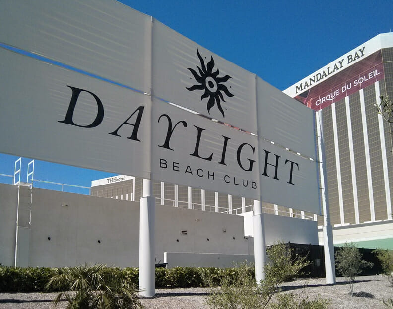 daylight-sign